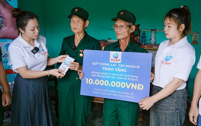 Hình ảnh đại diện cho dịch vụ hỗ trợ khách hàng, có thể là biểu tượng tai nghe hoặc bàn làm việc với máy tính, sẵn sàng giải đáp mọi thắc mắc về chính sách quyền riêng tư và bảo mật tại b52 play.